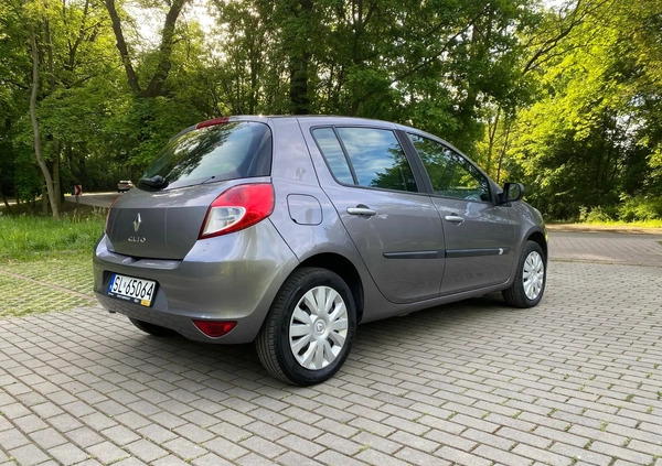Renault Clio cena 18500 przebieg: 116100, rok produkcji 2011 z Ryki małe 79